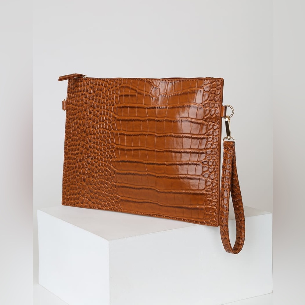 Lulus Sofi Cognac Crocodile Embossed Clutch! Like New!